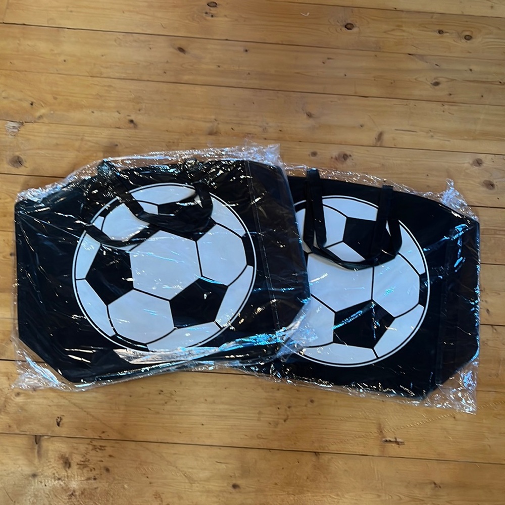💙SALE❤️Soccer ⚽️ tote! Last 2 in stock!